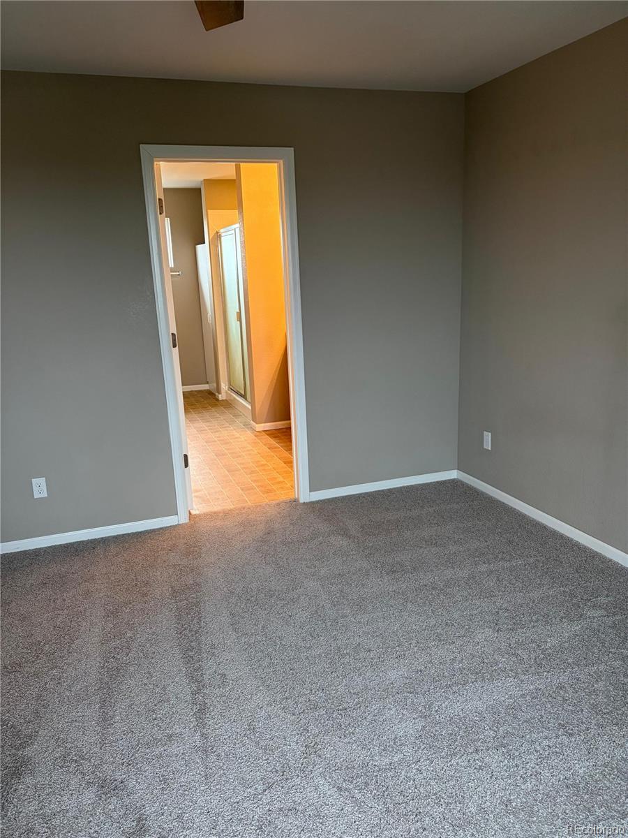 MLS Image #14 for 25664 e byers drive,aurora, Colorado