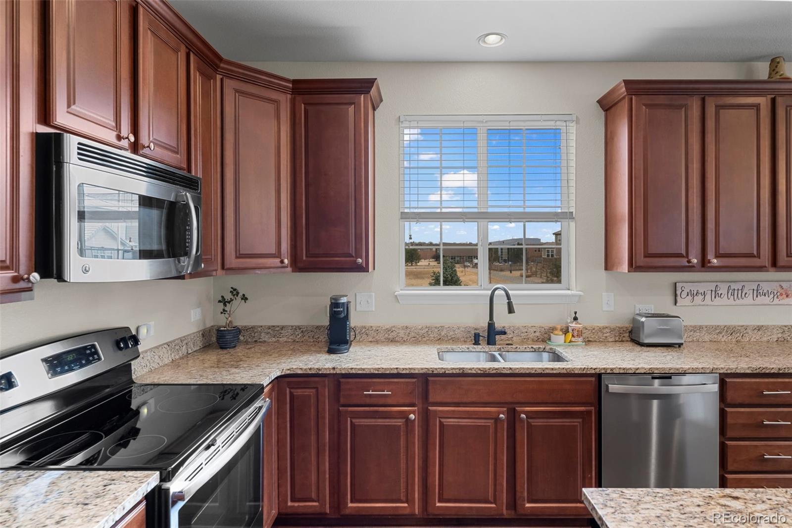 MLS Image #6 for 12557  hudson court,thornton, Colorado