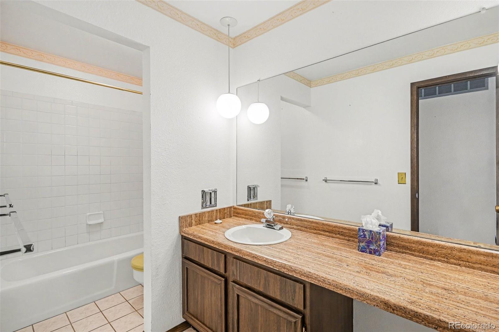 MLS Image #19 for 7110 s franklin way,centennial, Colorado