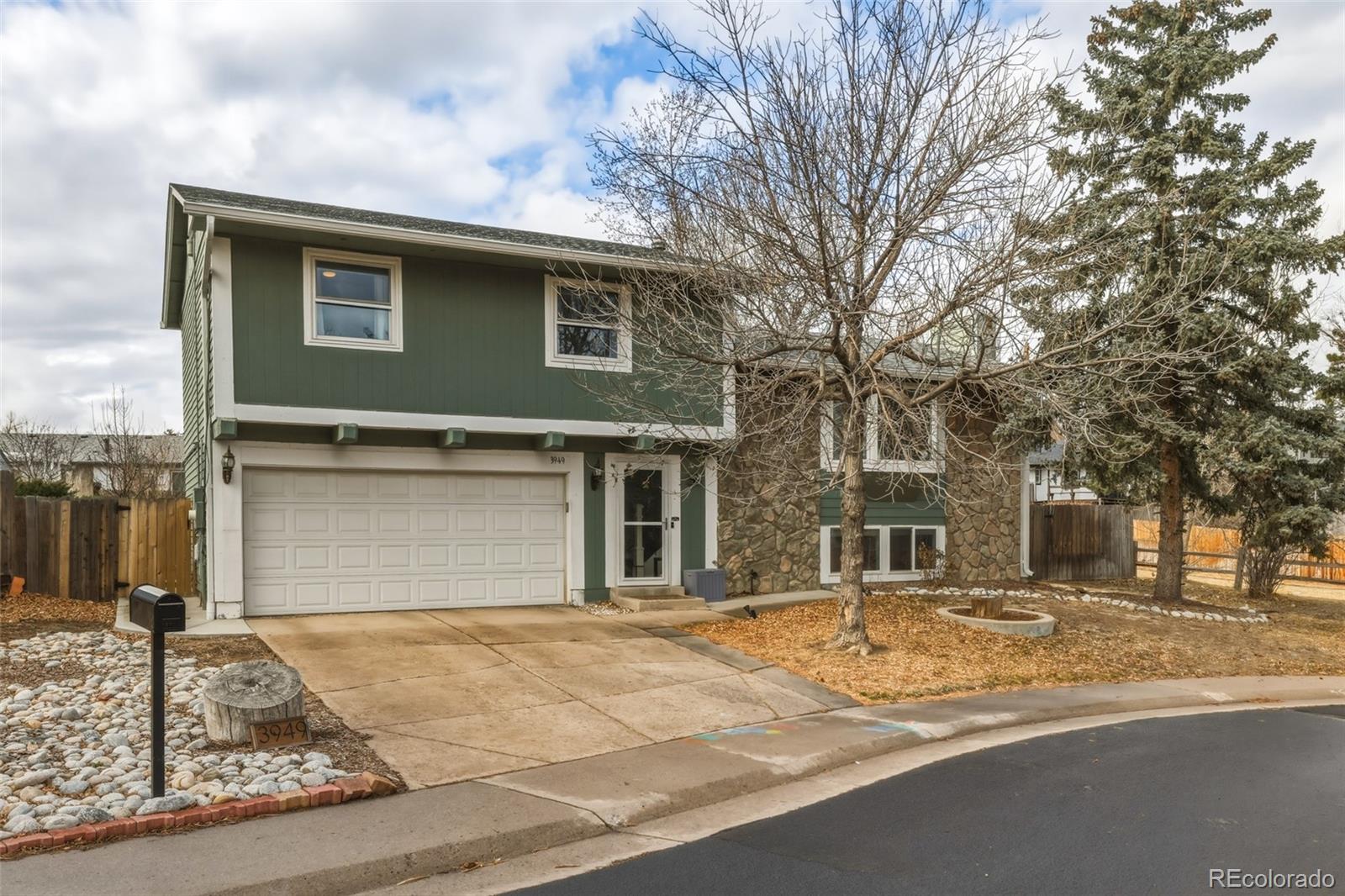 MLS Image #2 for 3949 s hannibal street,aurora, Colorado