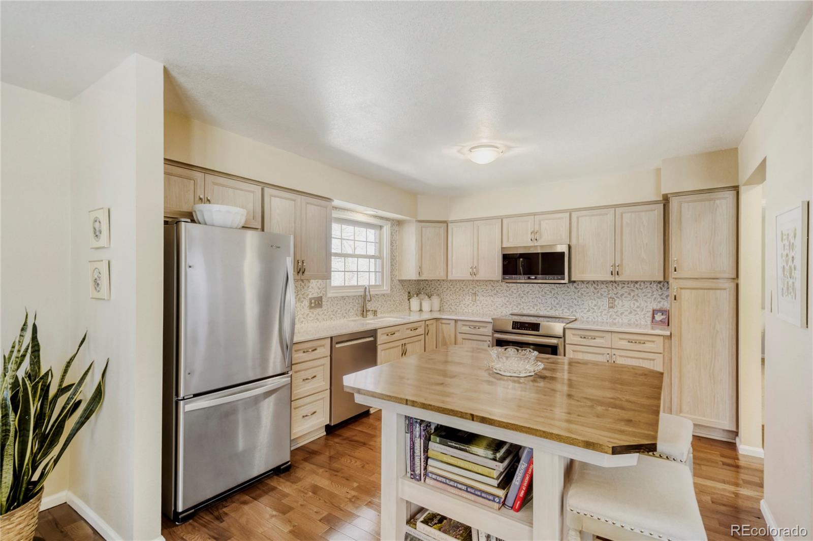 MLS Image #9 for 4905  greenwich lane,highlands ranch, Colorado