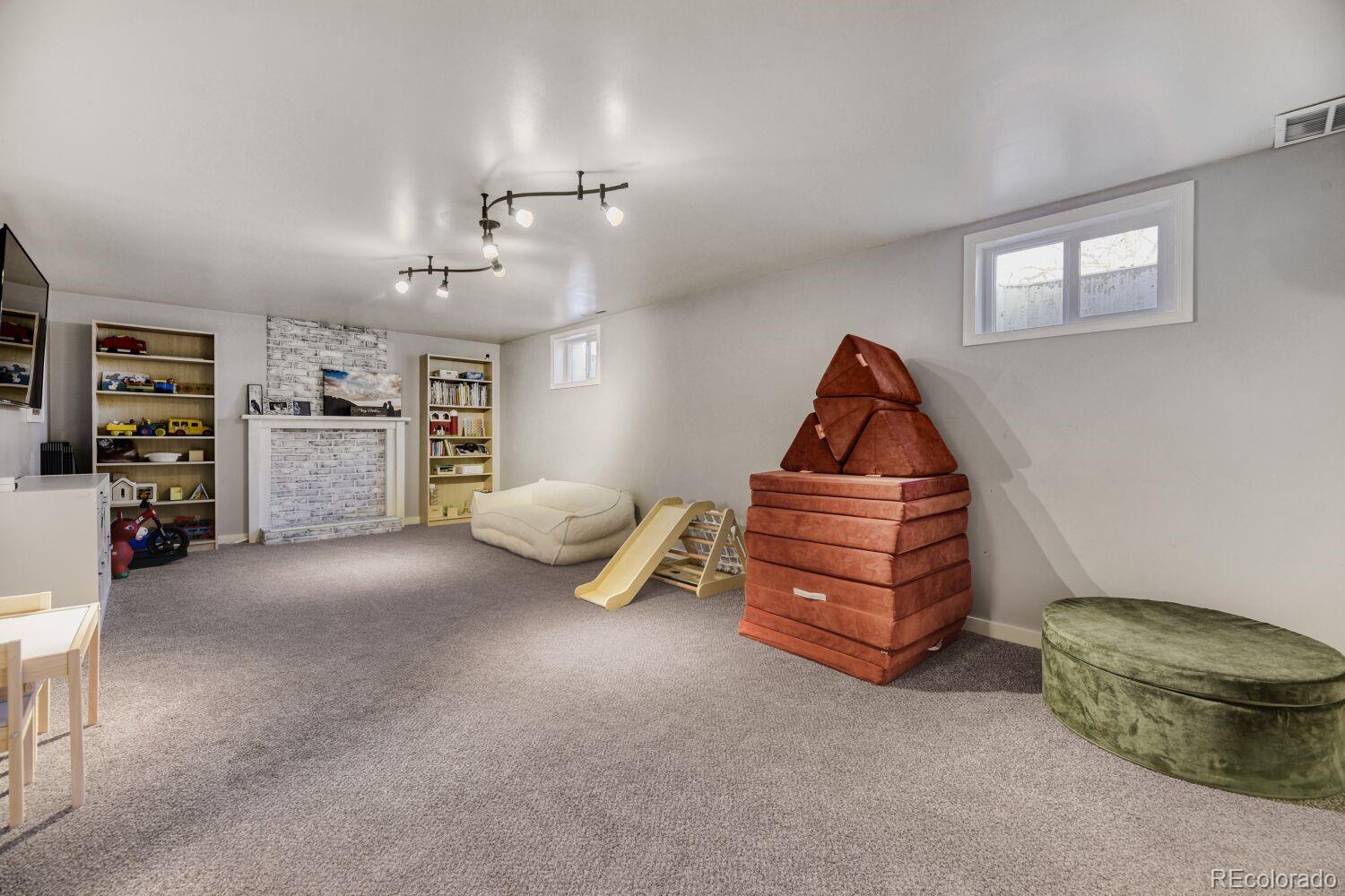 MLS Image #17 for 6457  lee street,arvada, Colorado