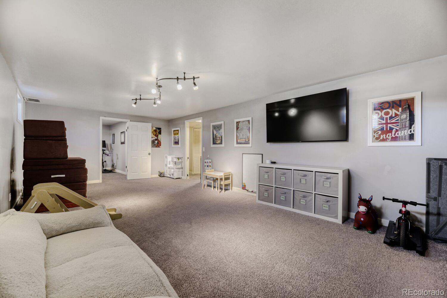 MLS Image #18 for 6457  lee street,arvada, Colorado