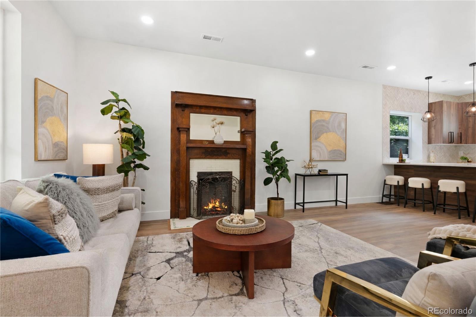 MLS Image #2 for 2849 n vine street,denver, Colorado