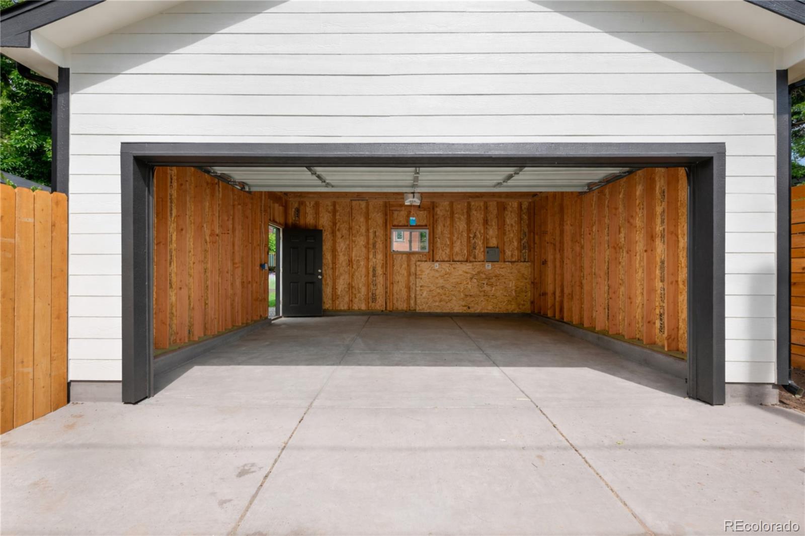 MLS Image #29 for 2849 n vine street,denver, Colorado