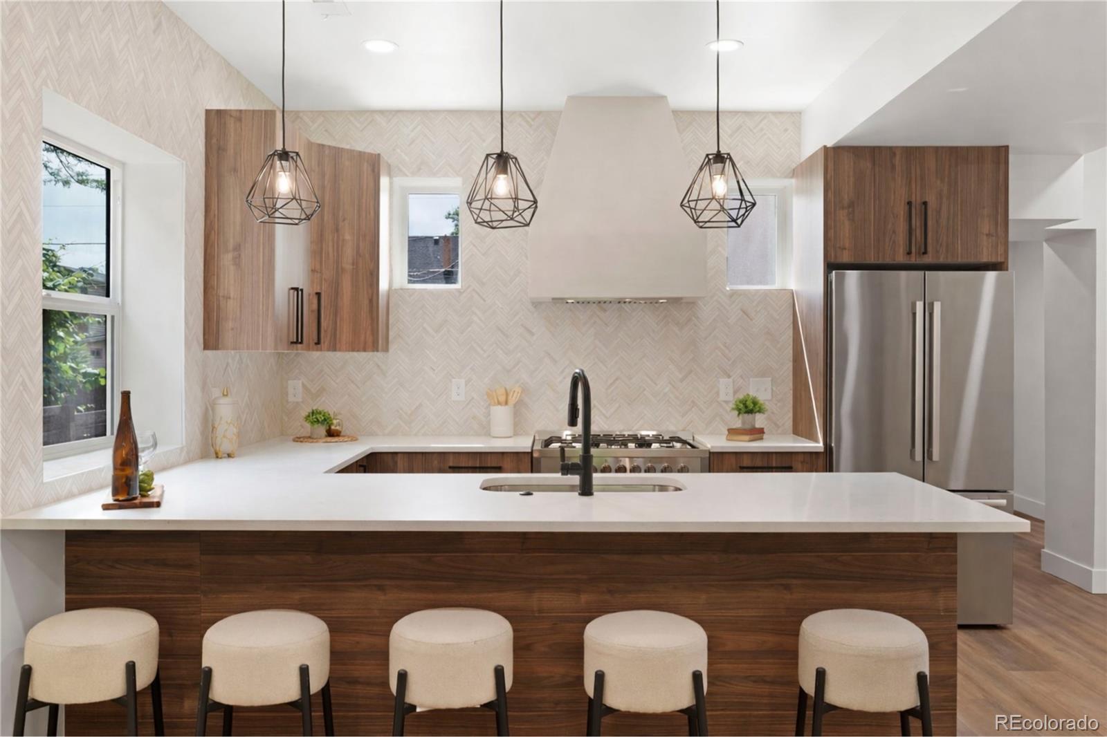 MLS Image #5 for 2849 n vine street,denver, Colorado
