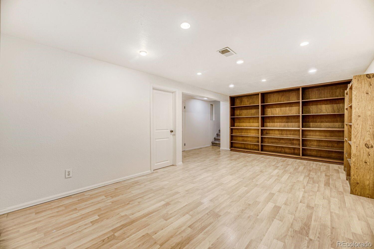 MLS Image #23 for 11233 e harvard drive,aurora, Colorado