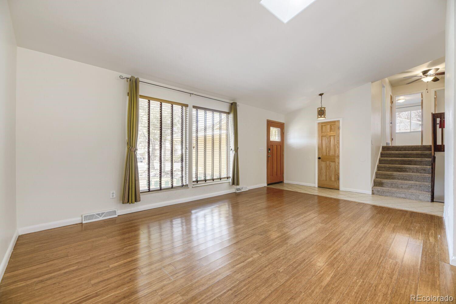 MLS Image #3 for 11233 e harvard drive,aurora, Colorado