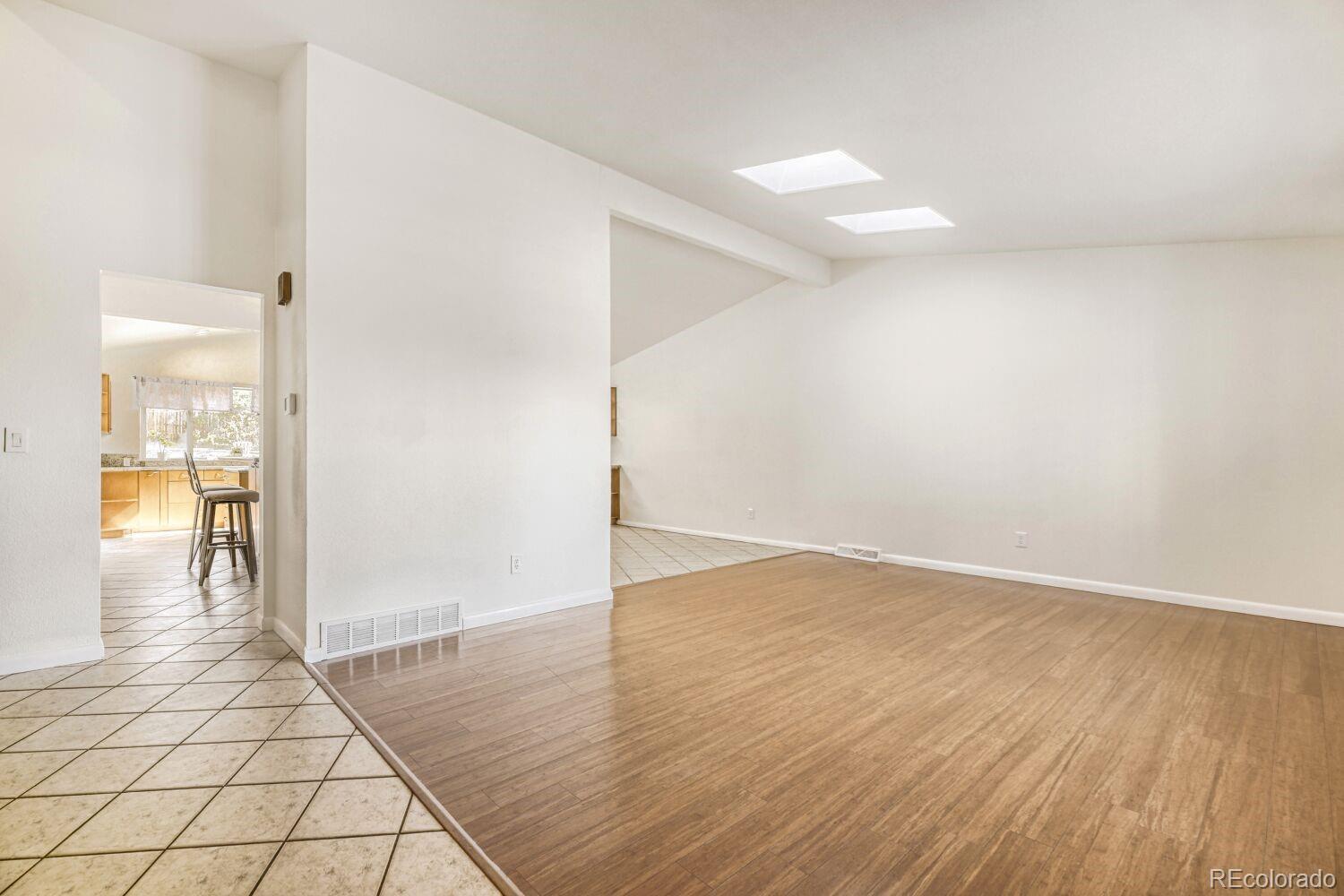 MLS Image #9 for 11233 e harvard drive,aurora, Colorado