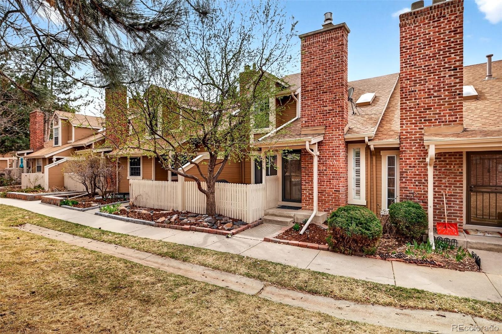 MLS Image #2 for 4316 s blackhawk way,aurora, Colorado