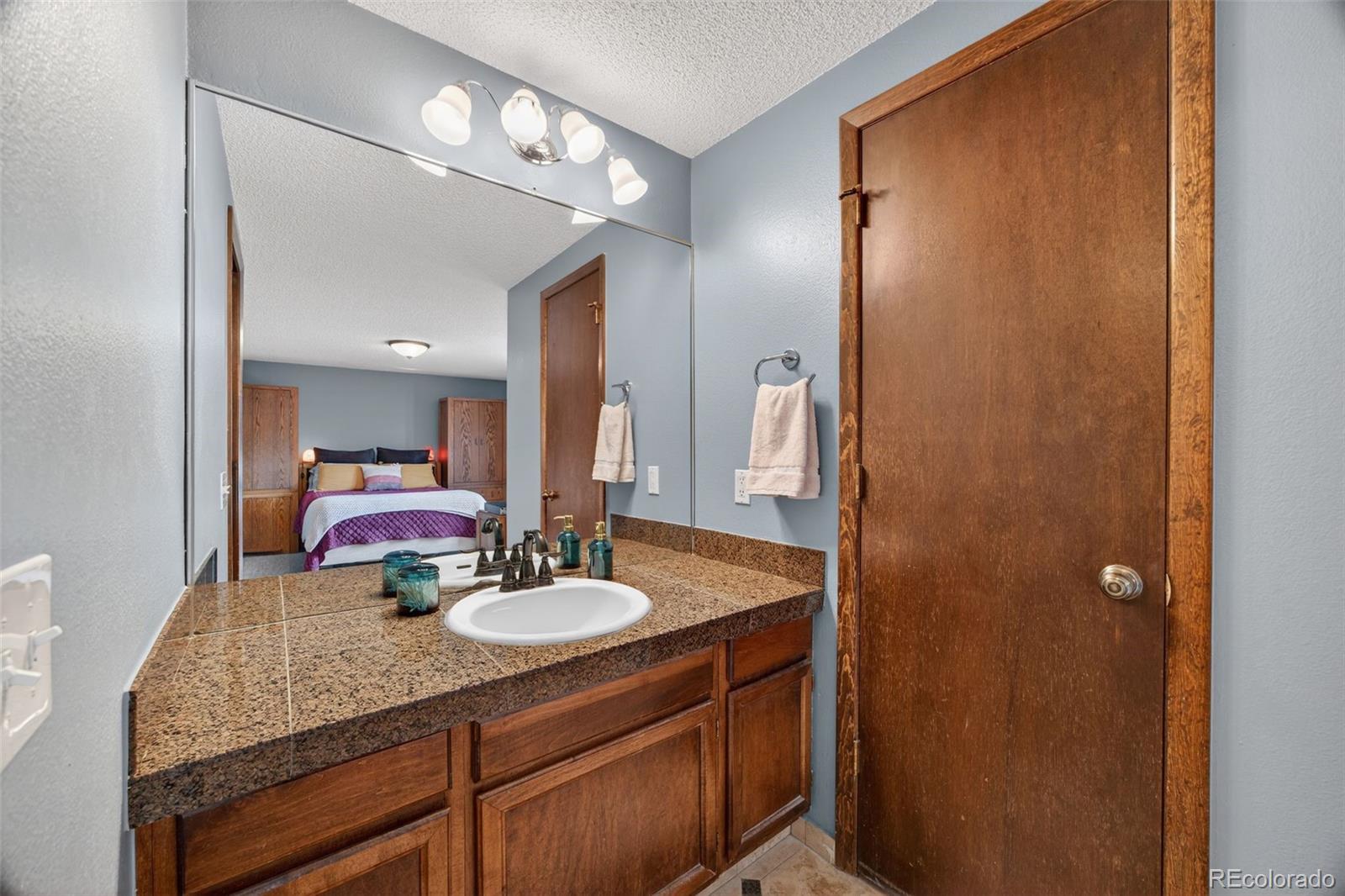 MLS Image #22 for 4316 s blackhawk way,aurora, Colorado