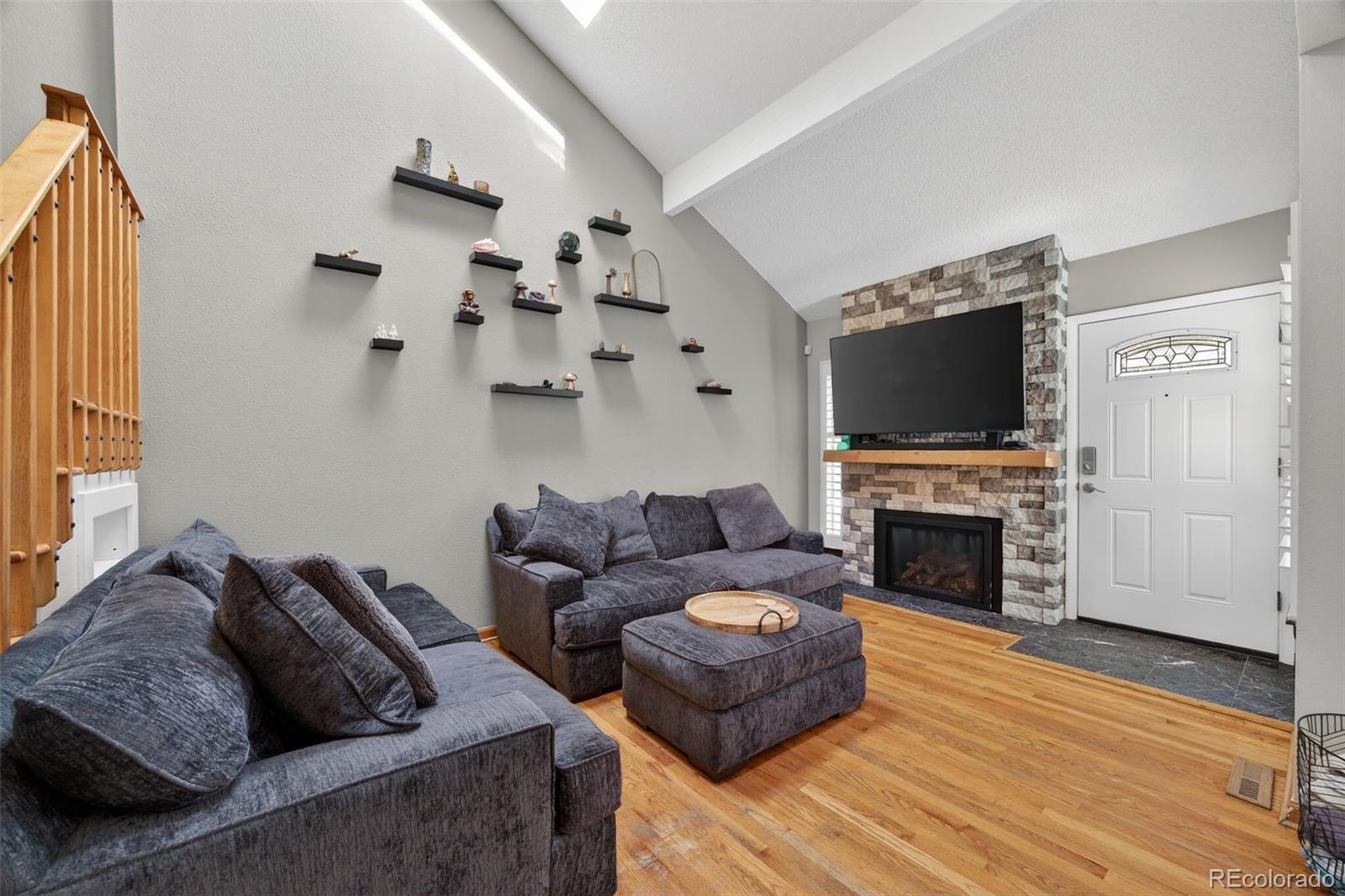 MLS Image #3 for 4316 s blackhawk way,aurora, Colorado