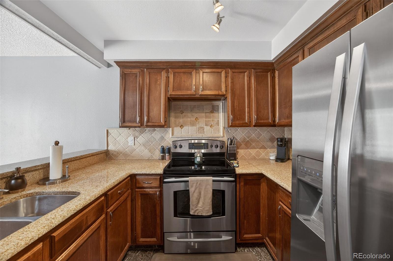 MLS Image #8 for 4316 s blackhawk way,aurora, Colorado