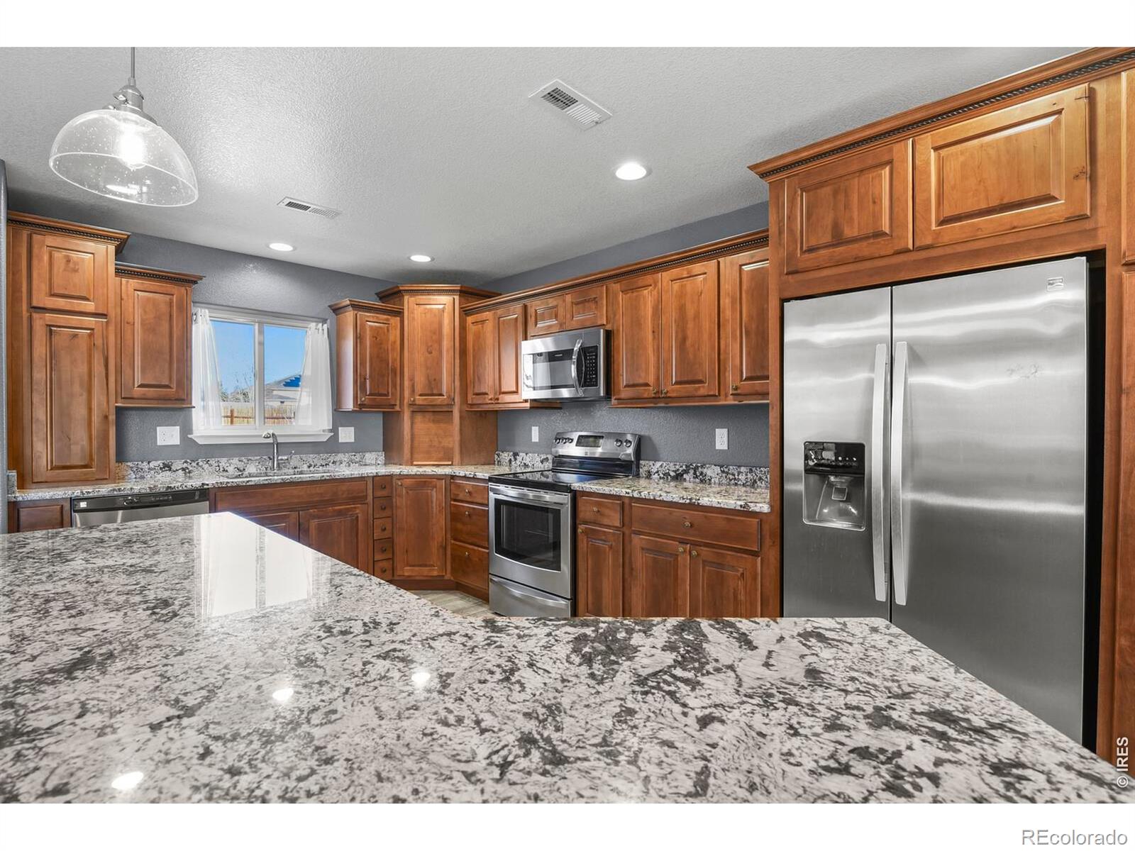 MLS Image #12 for 573 w archer plaza,pueblo west, Colorado