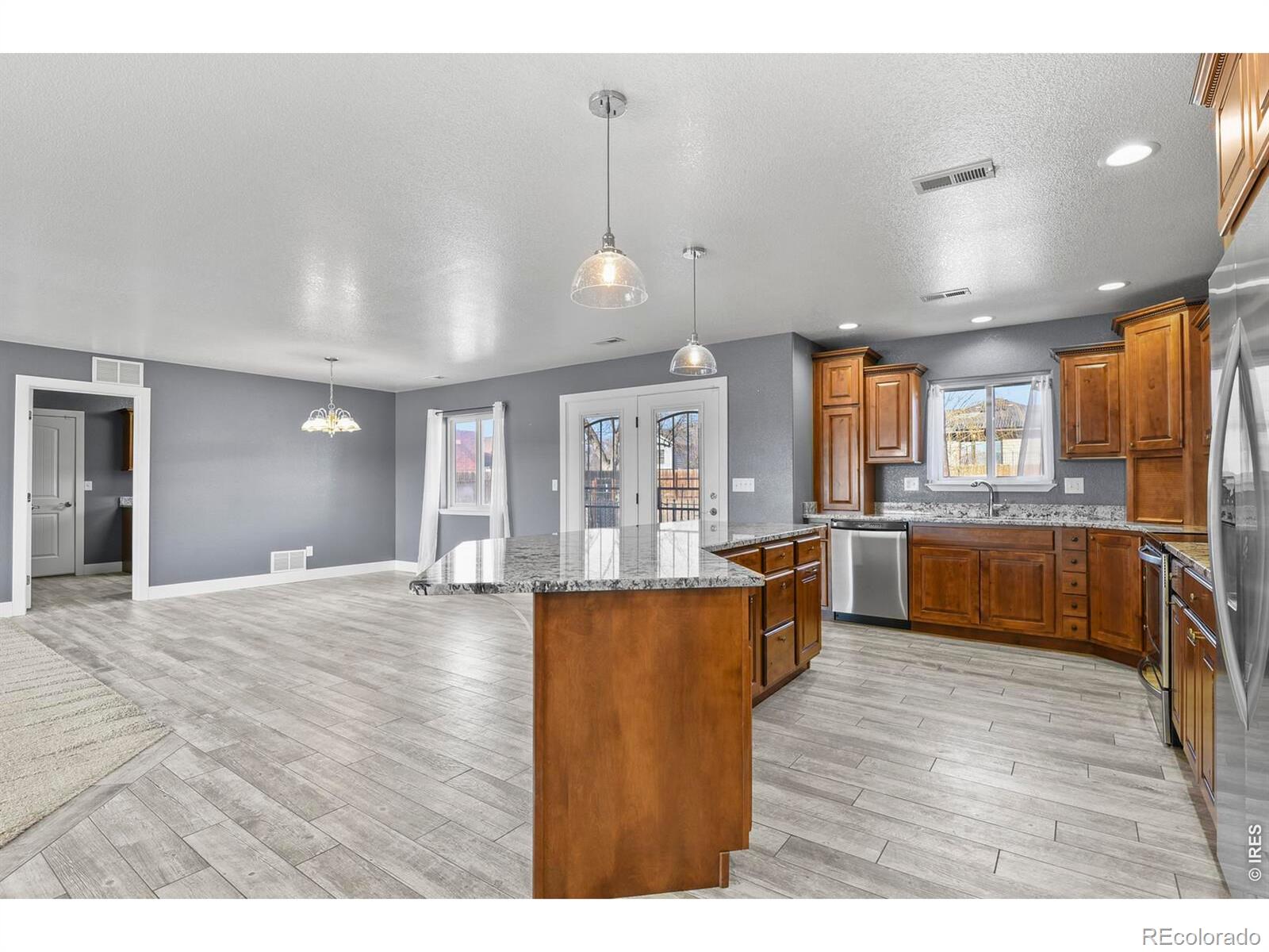 MLS Image #14 for 573 w archer plaza,pueblo west, Colorado