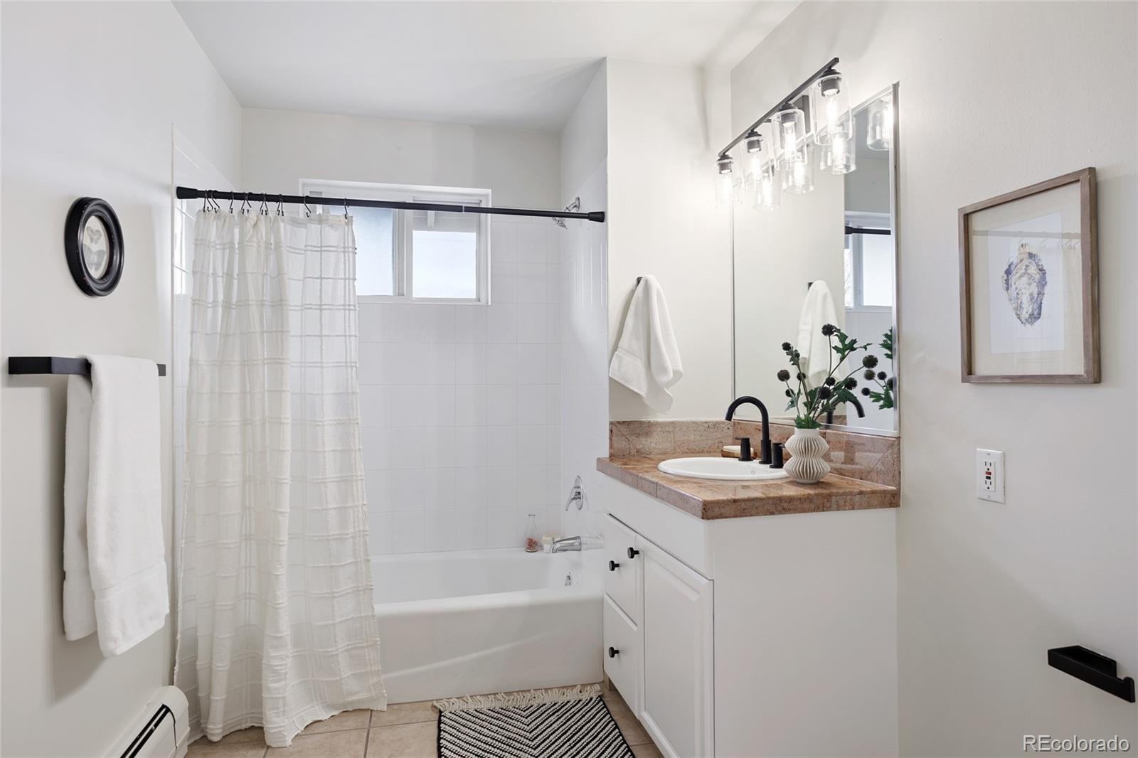 MLS Image #22 for 1025 s cook street,denver, Colorado