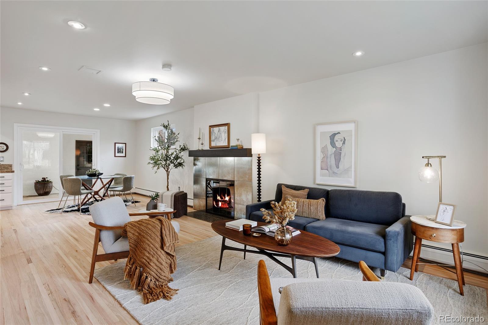 MLS Image #3 for 1025 s cook street,denver, Colorado