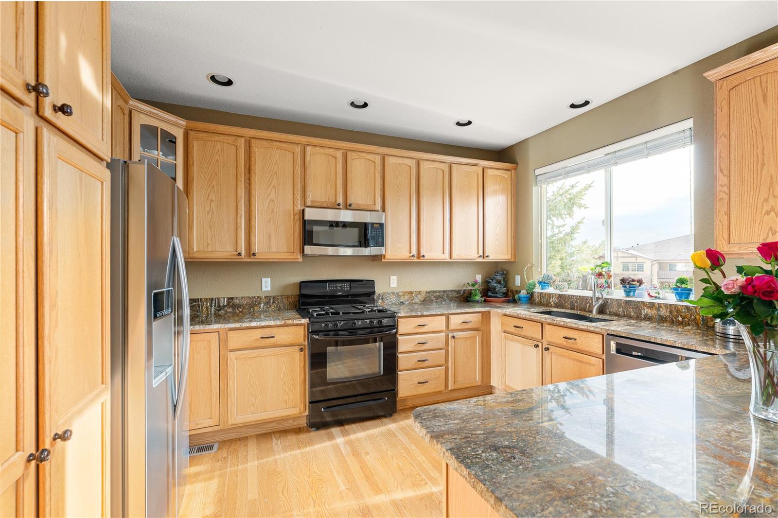 MLS Image #10 for 9878 s johnson way,littleton, Colorado