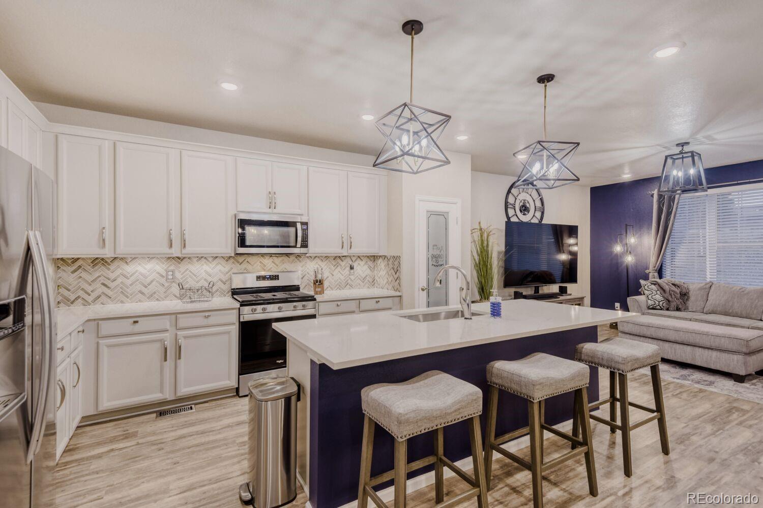 MLS Image #6 for 333  courtfield way,castle pines, Colorado