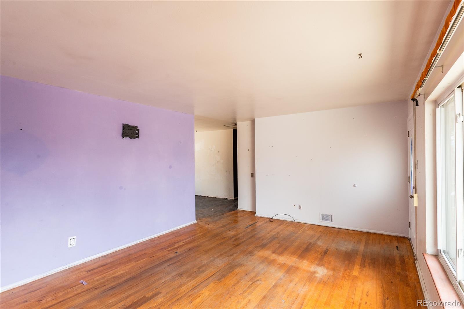 MLS Image #15 for 3412 s patton way,denver, Colorado