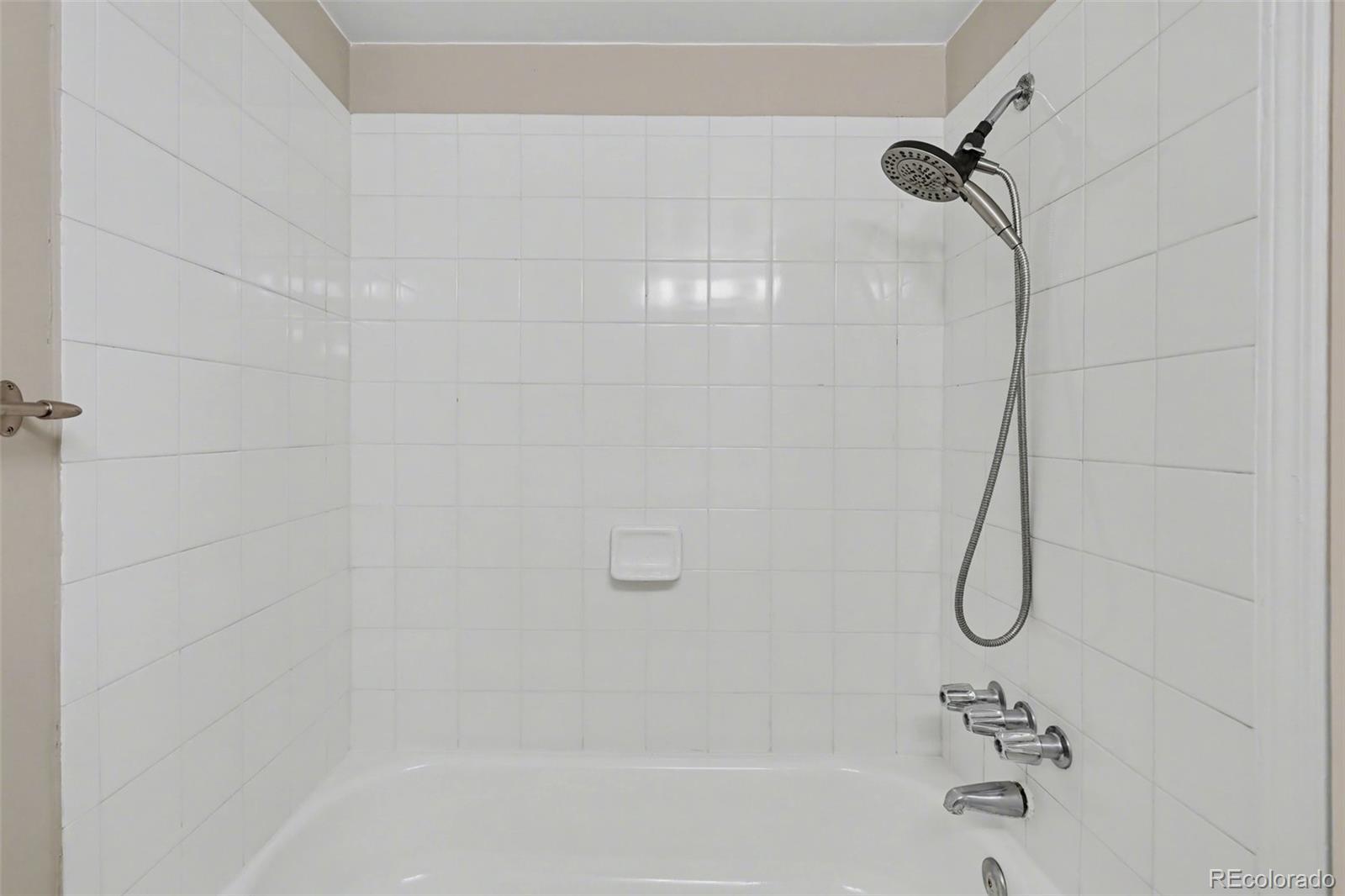 MLS Image #18 for 1441 n humboldt street 507,denver, Colorado