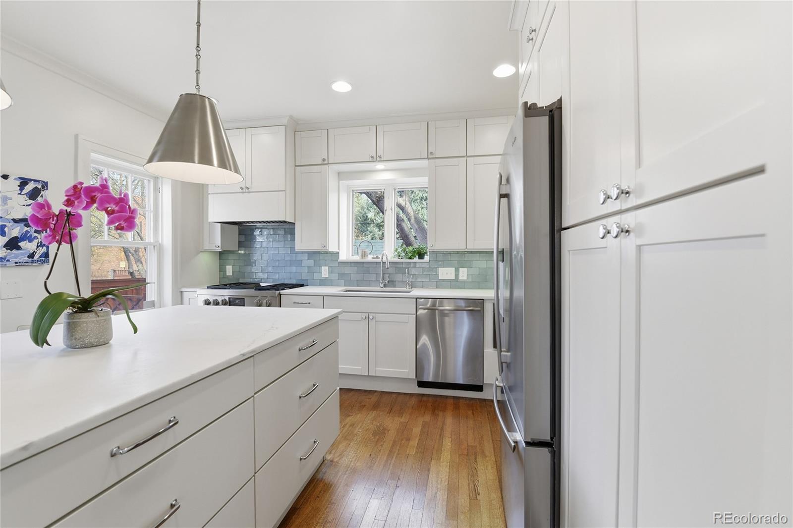 MLS Image #13 for 1960  leyden street,denver, Colorado