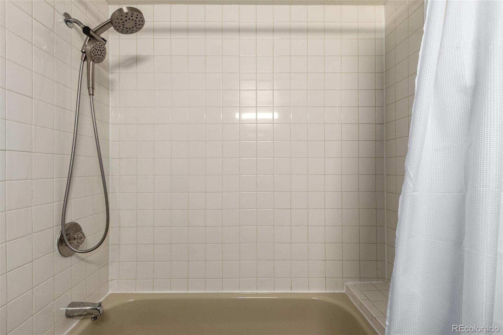 MLS Image #18 for 704 n pearl street,denver, Colorado