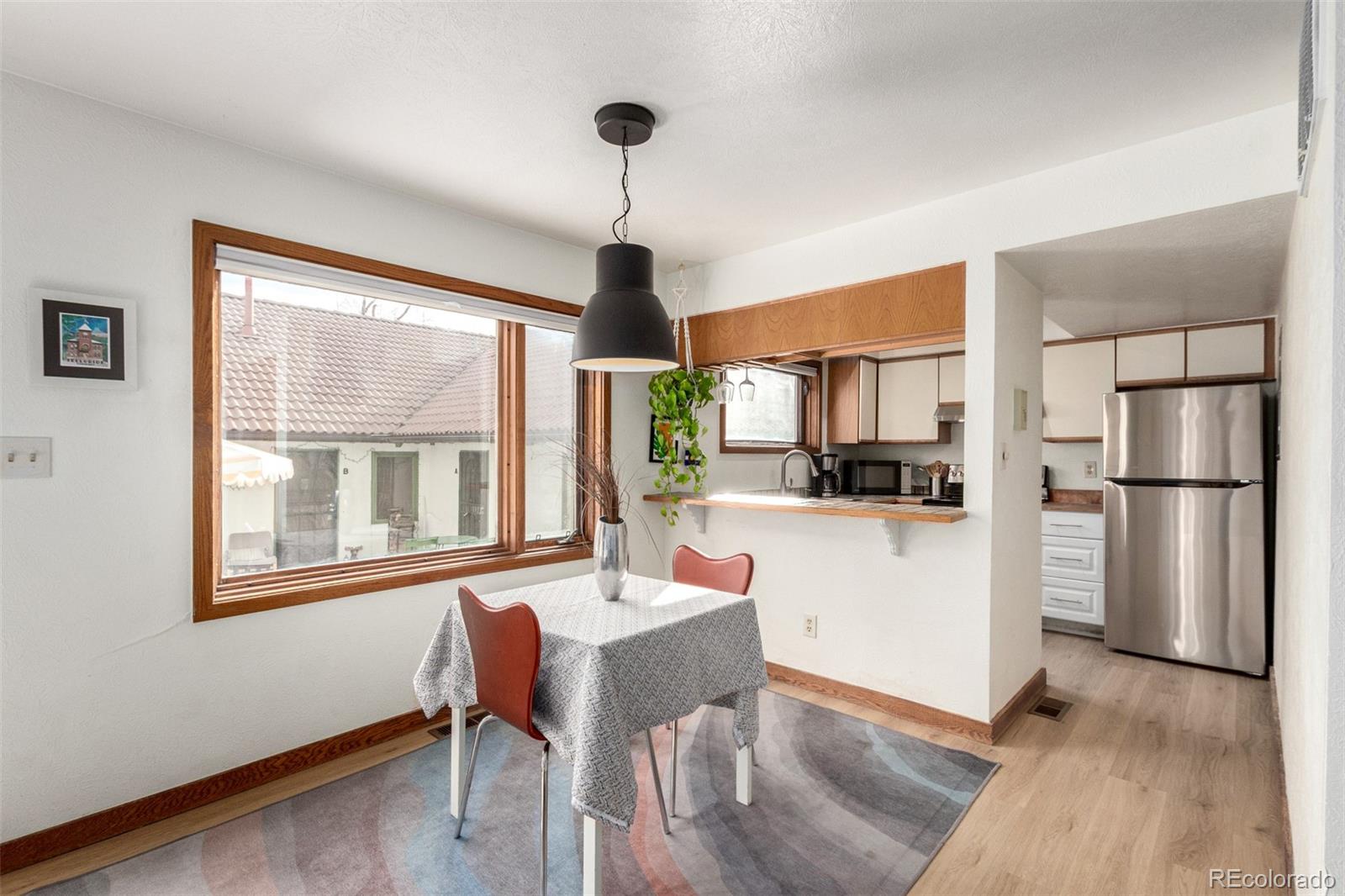 MLS Image #5 for 704 n pearl street,denver, Colorado