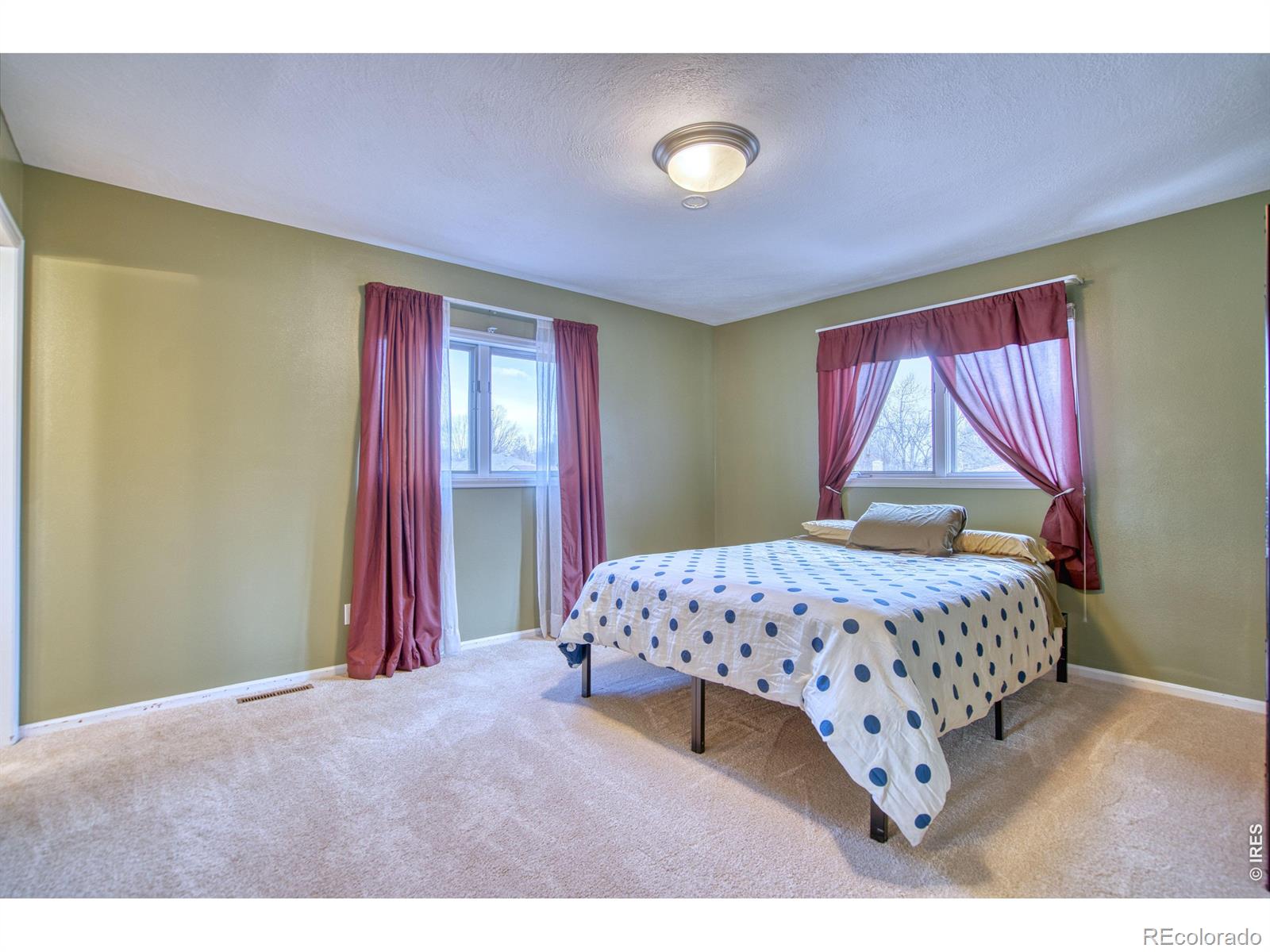 MLS Image #11 for 1640  juniper street,longmont, Colorado