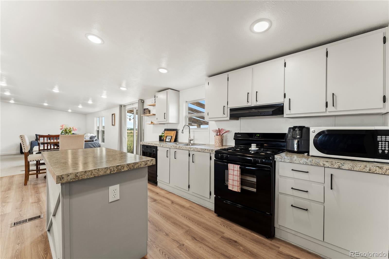 MLS Image #15 for 69501 e 72nd avenue,byers, Colorado