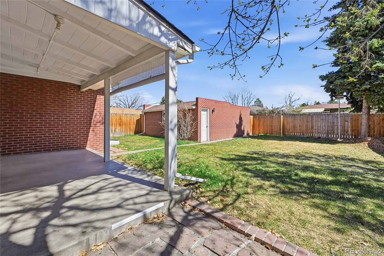 MLS Image #11 for 1570 s clermont street,denver, Colorado