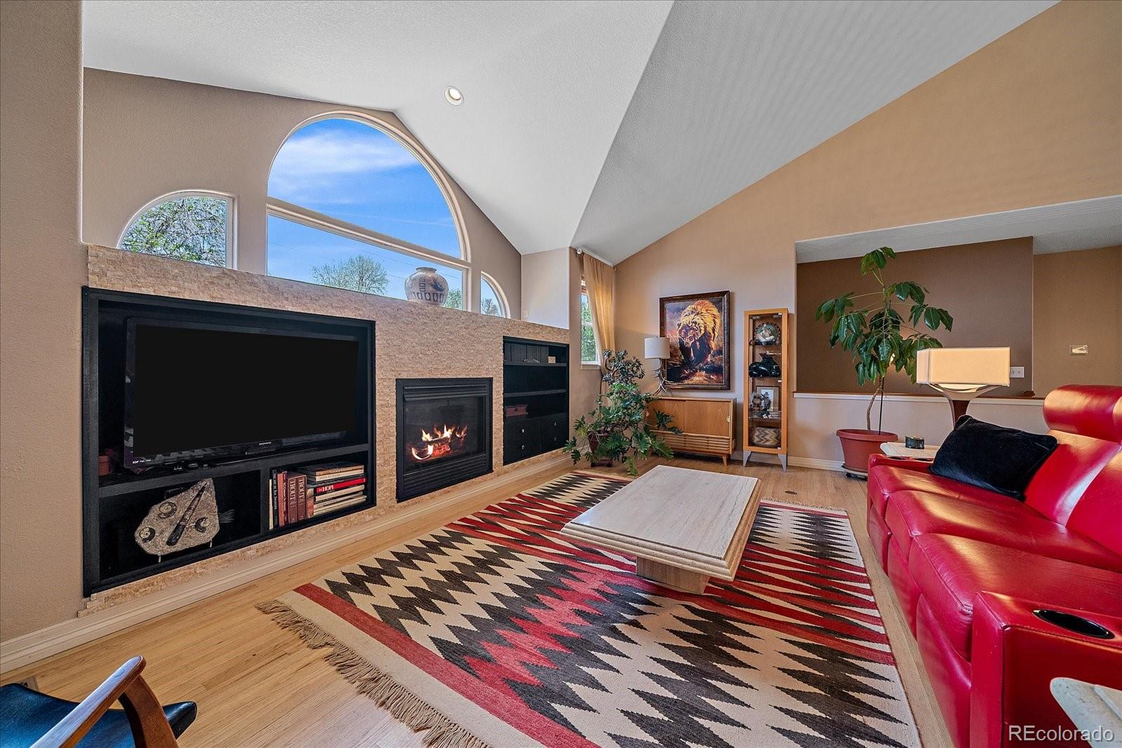 MLS Image #15 for 1075 s elmira street,denver, Colorado
