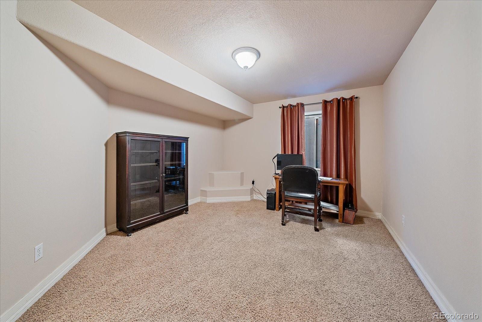 MLS Image #32 for 1075 s elmira street,denver, Colorado