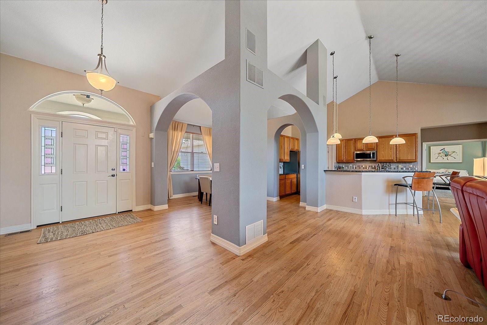 MLS Image #5 for 1075 s elmira street,denver, Colorado