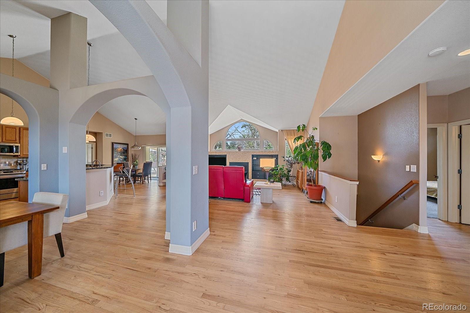 MLS Image #6 for 1075 s elmira street,denver, Colorado