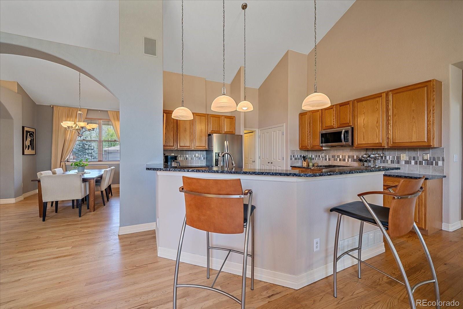 MLS Image #8 for 1075 s elmira street,denver, Colorado