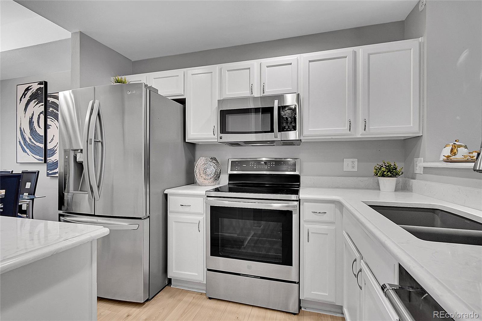 MLS Image #2 for 9051 w phillips drive ,littleton, Colorado