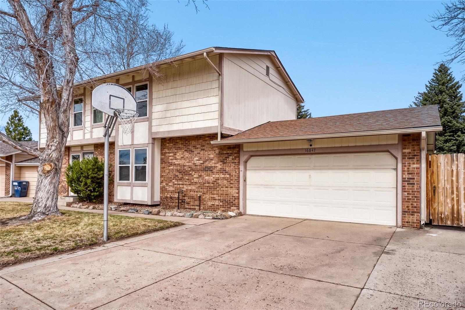 MLS Image #2 for 16847 e kent drive,aurora, Colorado
