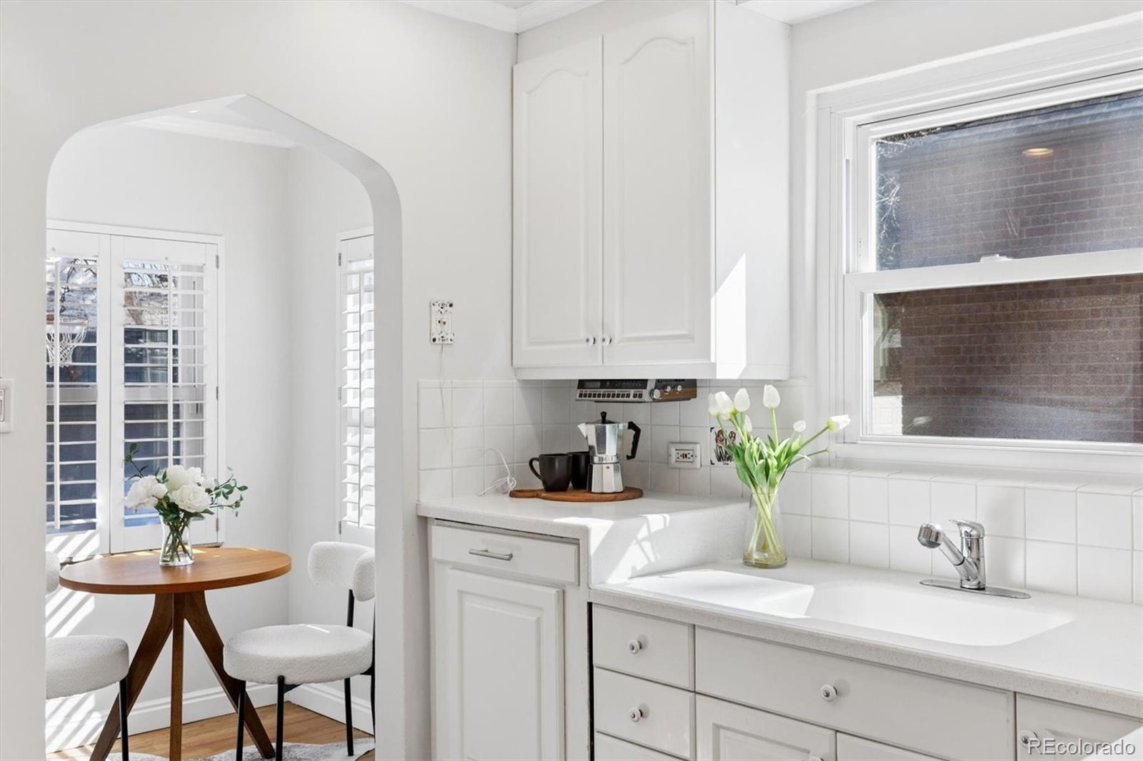 MLS Image #9 for 712  forest street,denver, Colorado