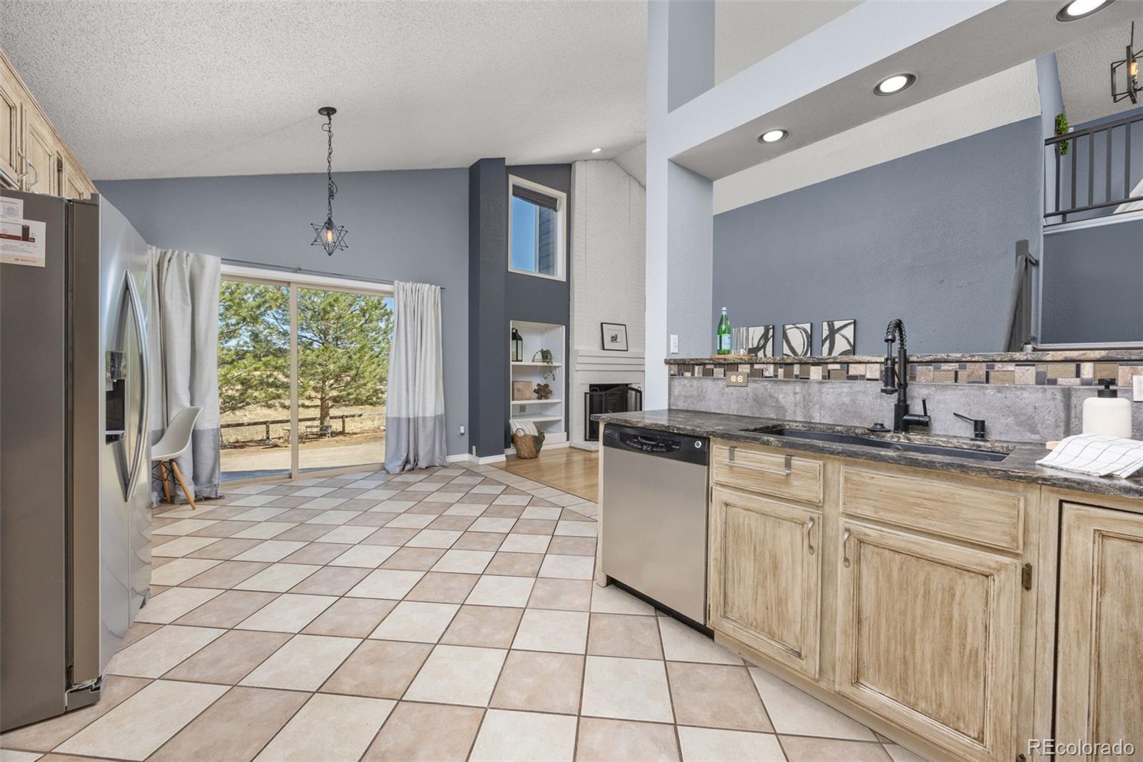 MLS Image #12 for 8227  westside street,littleton, Colorado