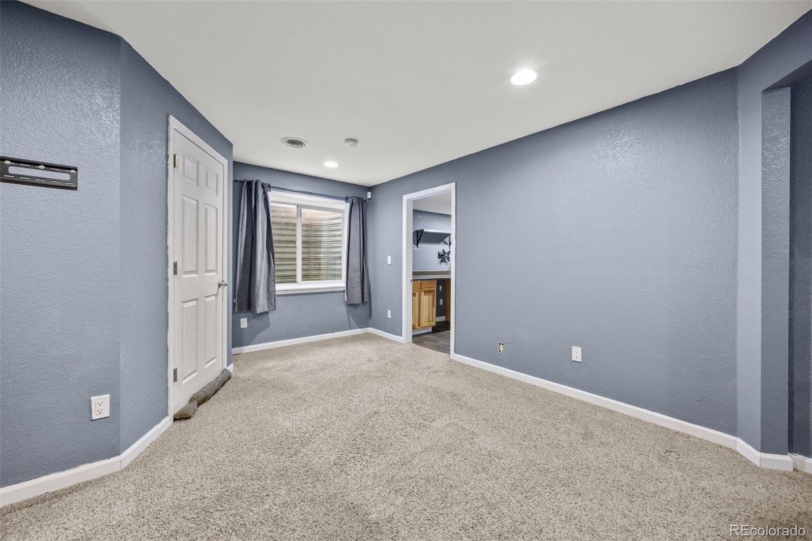 MLS Image #33 for 8227  westside street,littleton, Colorado