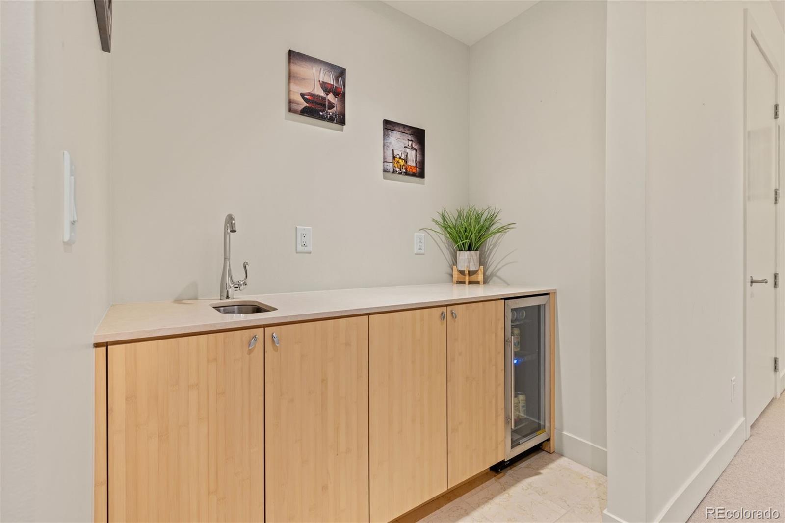 MLS Image #36 for 37 s ogden street ,denver, Colorado