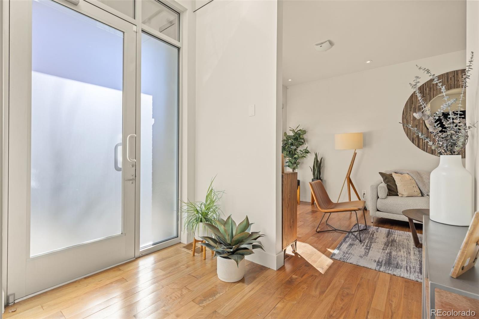 MLS Image #6 for 37 s ogden street ,denver, Colorado