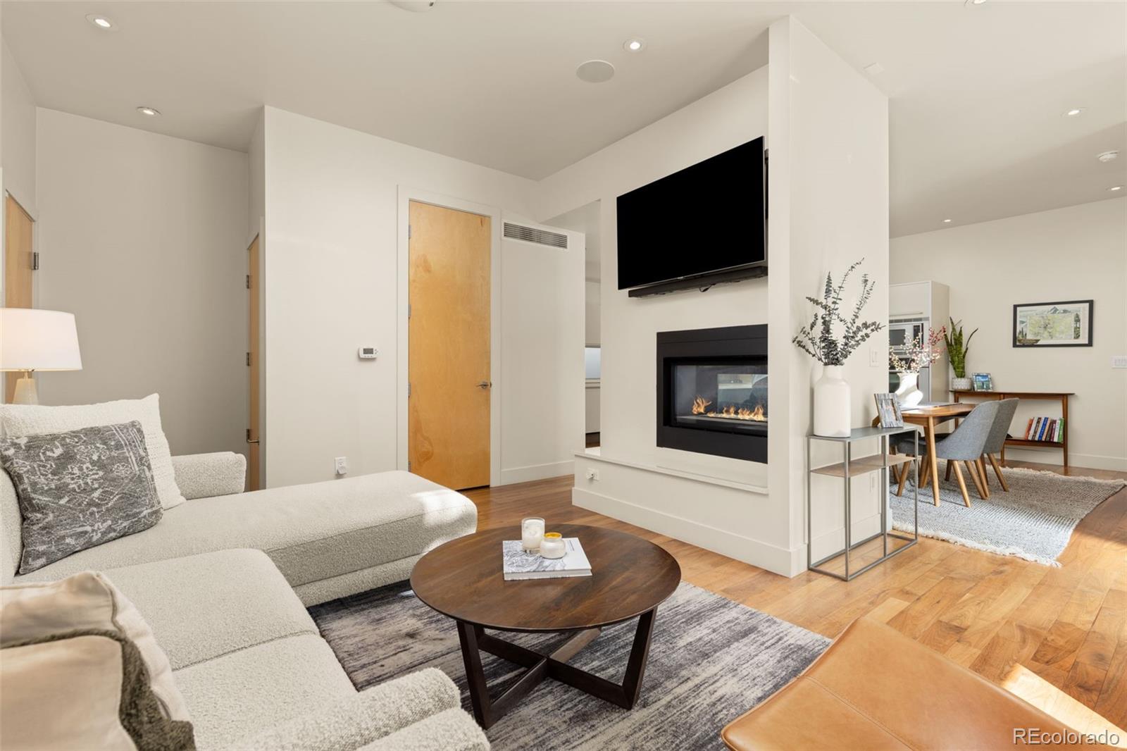 MLS Image #9 for 37 s ogden street ,denver, Colorado