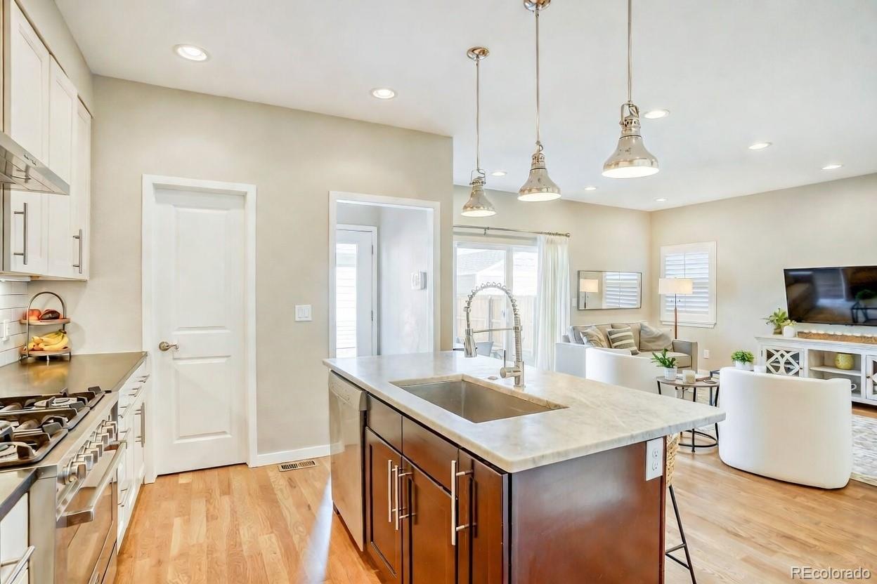 MLS Image #9 for 2342 s marion street,denver, Colorado