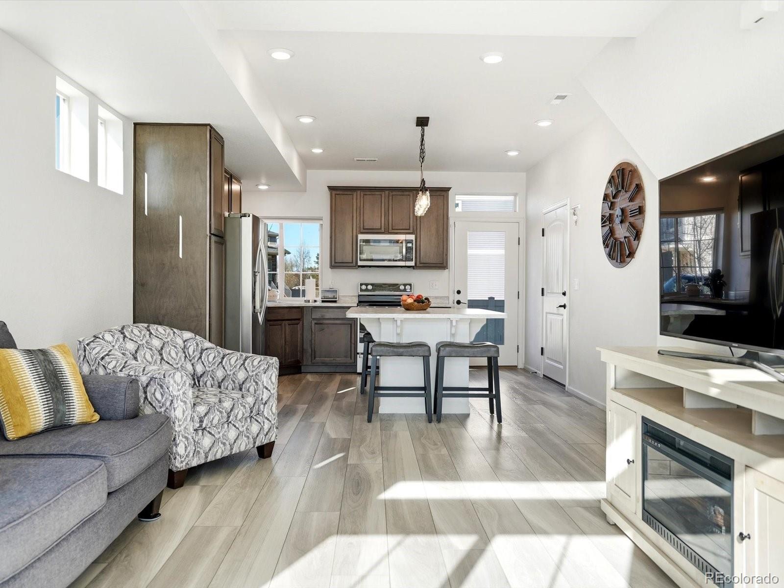 MLS Image #6 for 3905  windwood drive,johnstown, Colorado