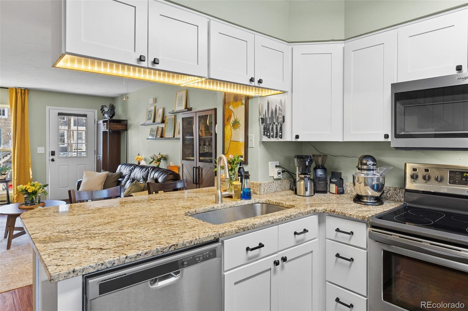 MLS Image #8 for 10845 w dartmouth avenue,lakewood, Colorado