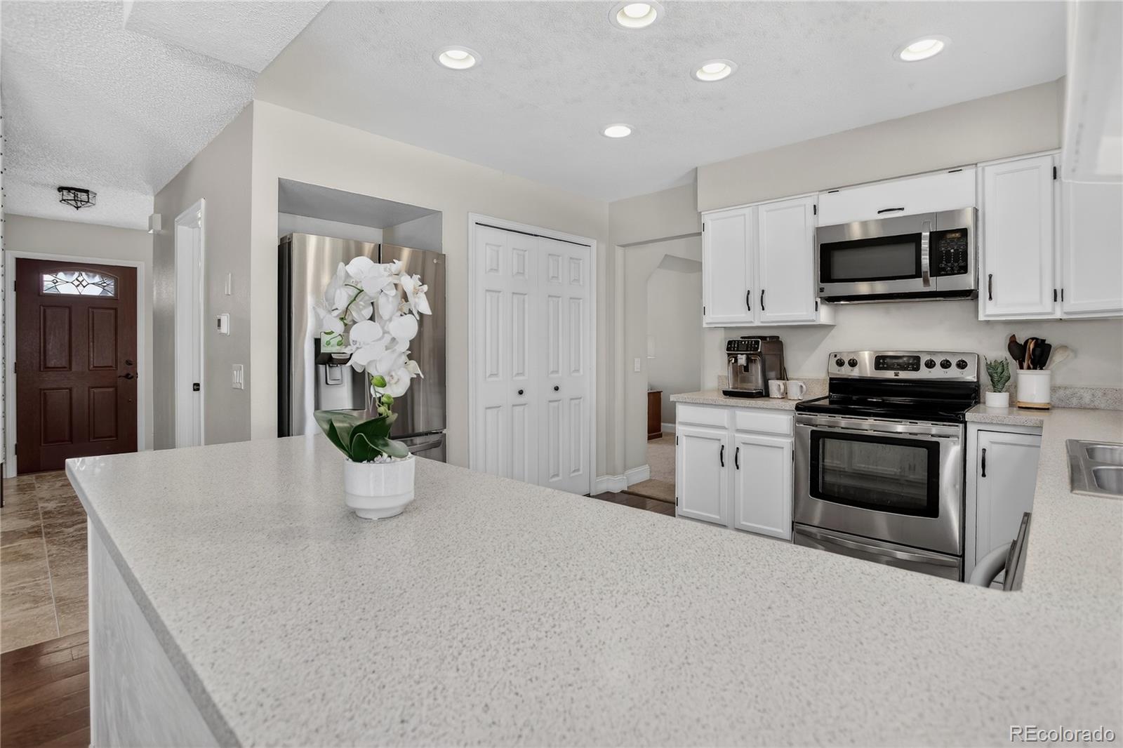 MLS Image #5 for 2790  boleyn drive,colorado springs, Colorado
