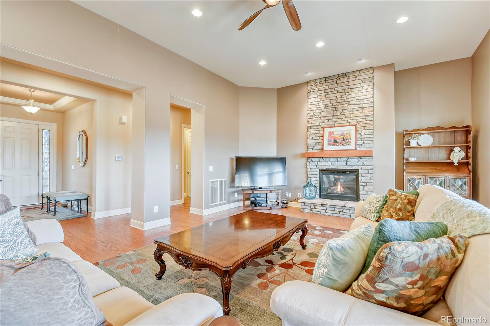 MLS Image #4 for 15889  longview drive,broomfield, Colorado