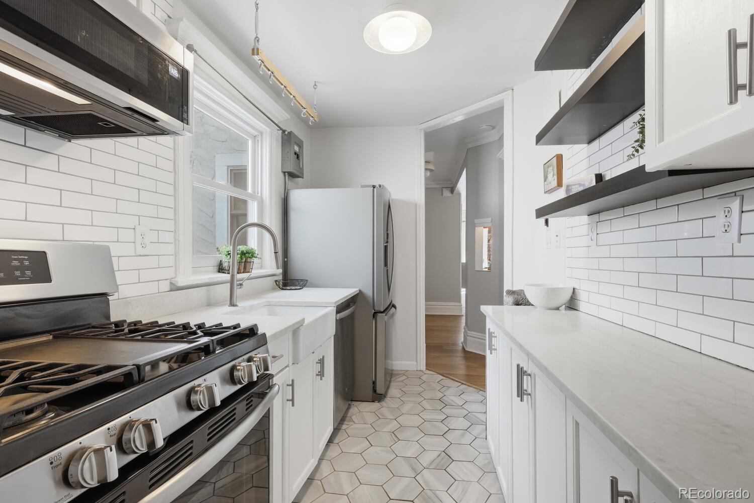MLS Image #16 for 1209 n pearl street 3,denver, Colorado